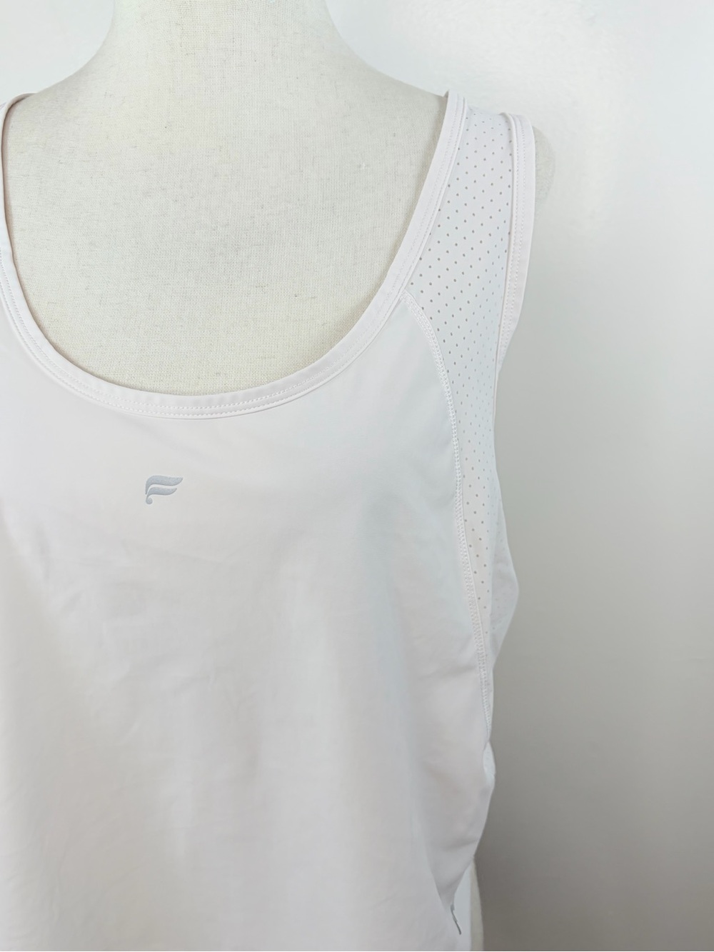 Fabletics Essential Air Crossover Tank Top - Picture 4 of 8